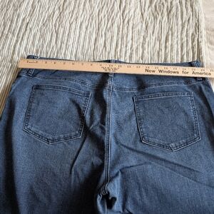 Chico's Blue Denim Cropped Eyelet Cuff Details Jeans Size 3